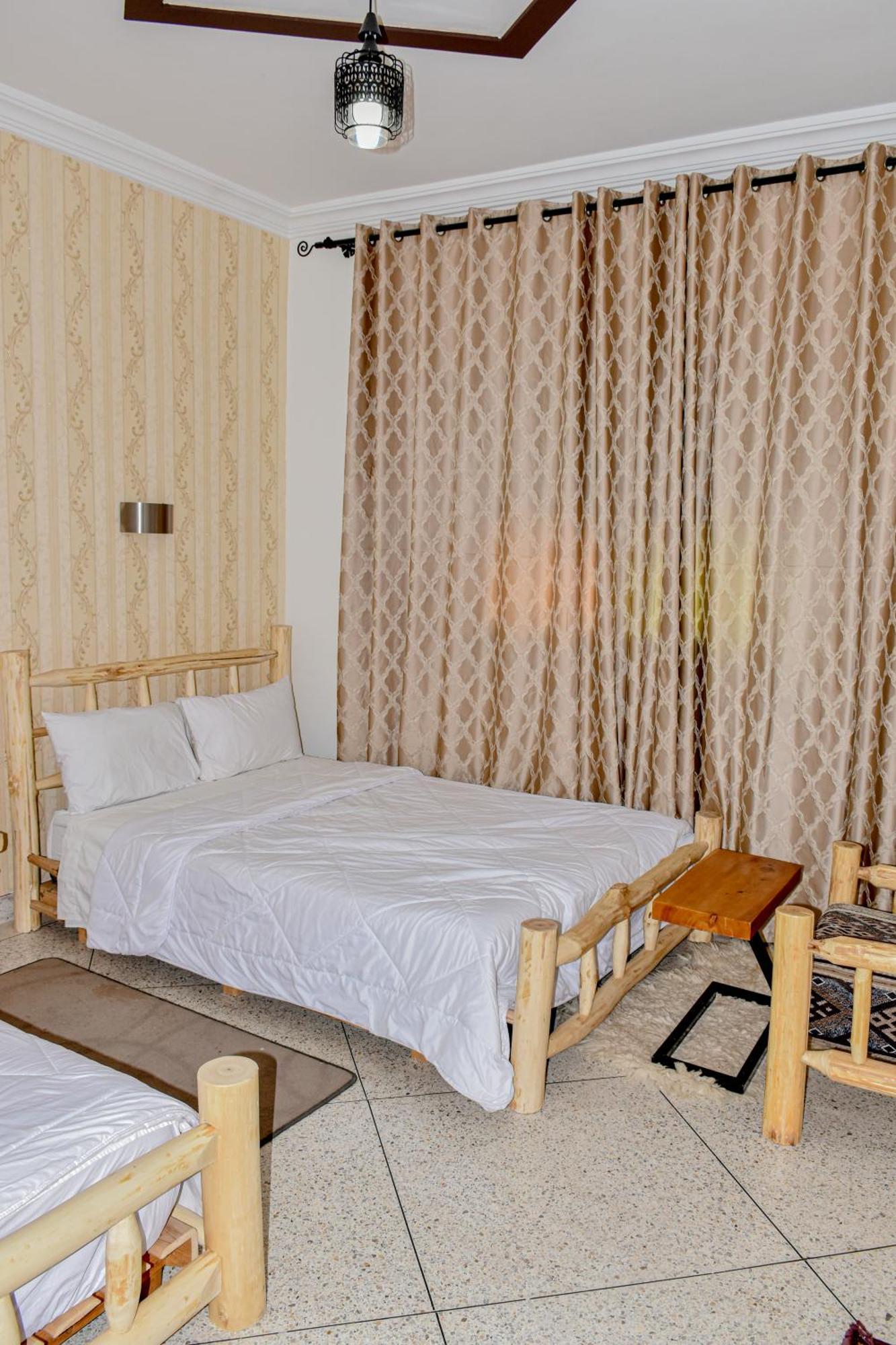 Hotel Safari Week End 米德勒特 外观 照片